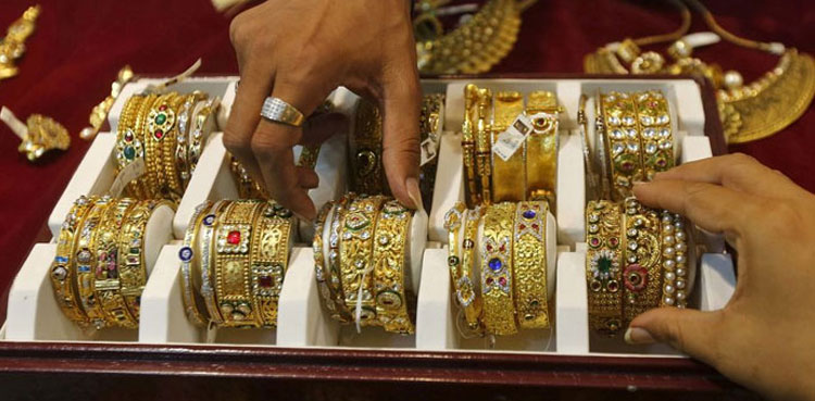 Gold rates decrease today in Pakistan - September 26, 2025