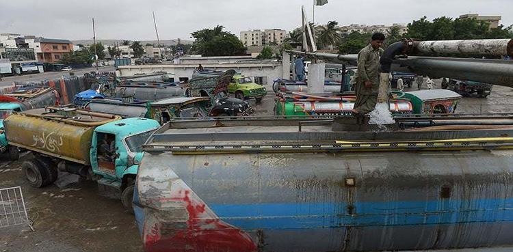 Five illegal water hydrants razed in Nazimabad with Rangers' help
