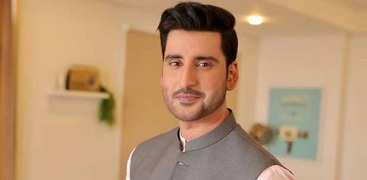 Aagha Ali's cryptic post grabs attention