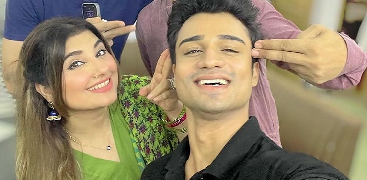 Javeria Saud wishes 'dewar jee' Fazal Hussain on birthday: See pic