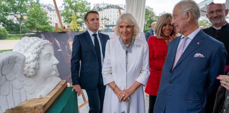 King Charles visits Notre-Dame in state trip aimed at bolstering ties