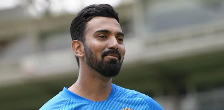 KL Rahul gives hilarious message to close ones asking for WC tickets