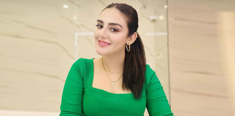 Shazeal Shoukat captivates netizens with latest post