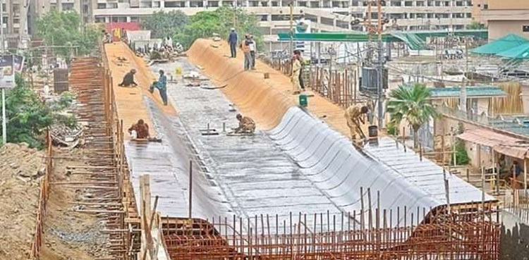 IMF 'asks' Pakistan to adopt austerity in new development projects