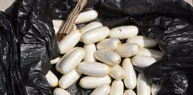 ANF seizes 214 drug capsules from a passenger at Lahore airport