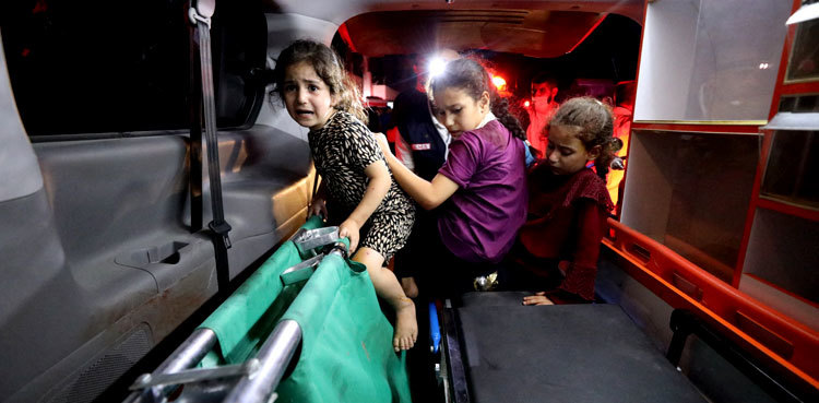 PM Kakar strongly denounces Israeli attack on Hospital in Gaza