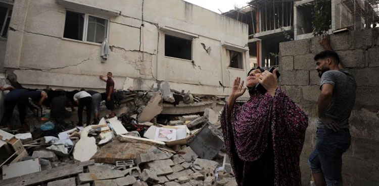 Israel bombs Gaza, prepares ground invasion amid Russia warning