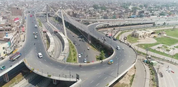 LHC stops work on new development projects in Lahore