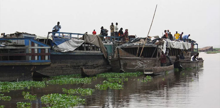 New shipwreck leaves dead and missing