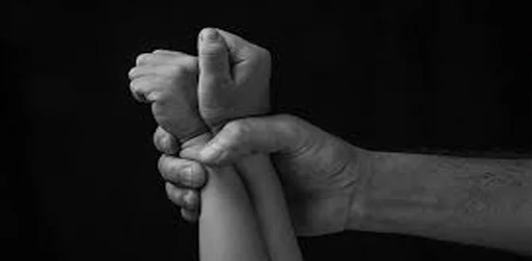 School principal 'rapes' four-year-old in Larkana