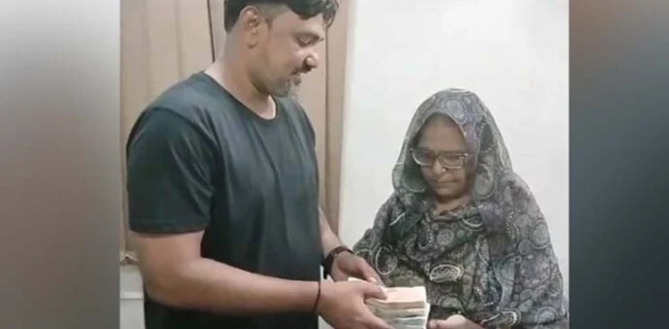 Karachi man paints masterpiece in jail, sends mother for Umrah