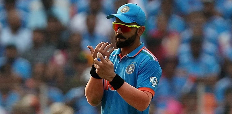 Here is why Virat Kohli left the field during IND vs PAK match