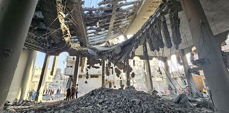 Hamas releases two more female captives on humanitarian grounds