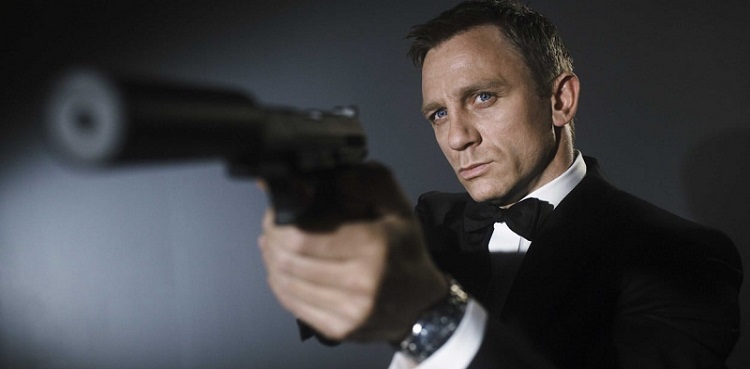 Daniel Craig drops hints about his James Bond replacement