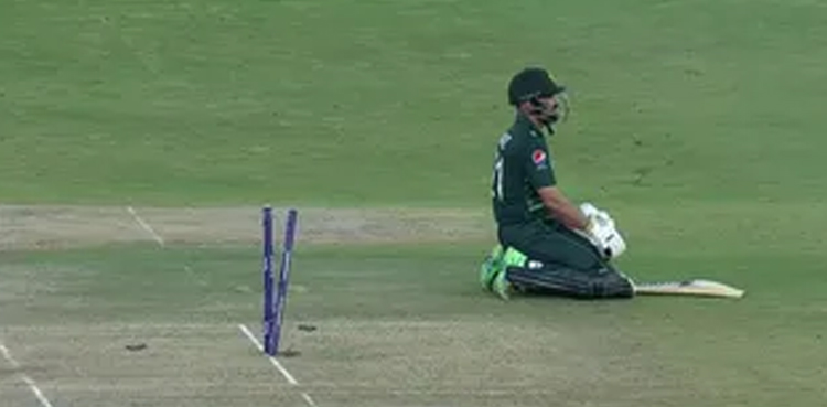 Watch: Nawaz's comical run-out against Netherlands gets criticism