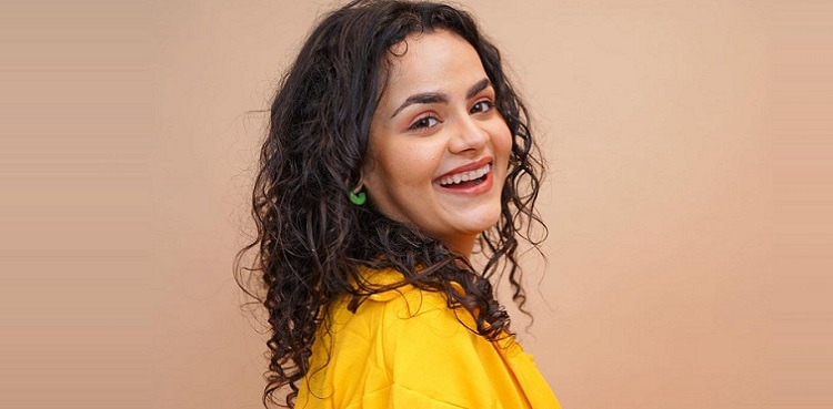 Qudsia Ali turns heads with glam look