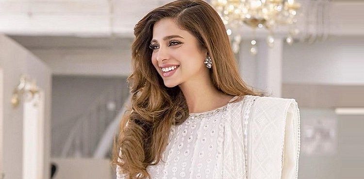 Sonya Hussyn makes surprising revelation about award ceremonies