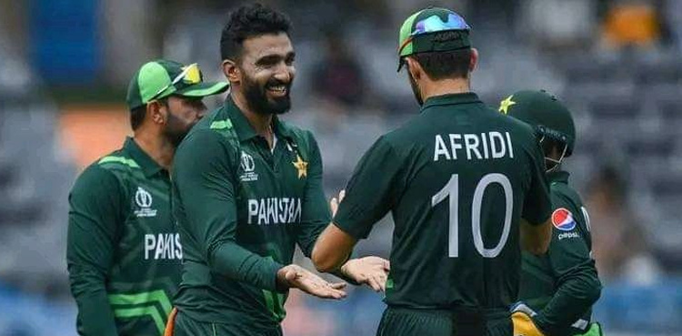 'Usama Mir should have bowled instead of Mohammad Nawaz'