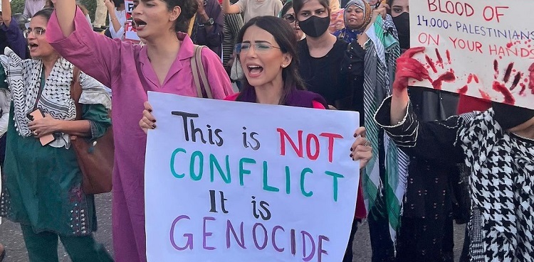 'Not conflict, it is genocide': Ushna Shah joins rally in solidarity with Palestine
