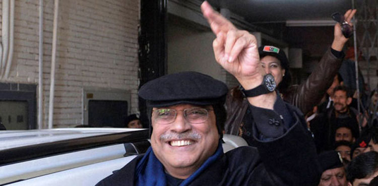 Asif Zardari to reach Lahore tomorrow to woo electables