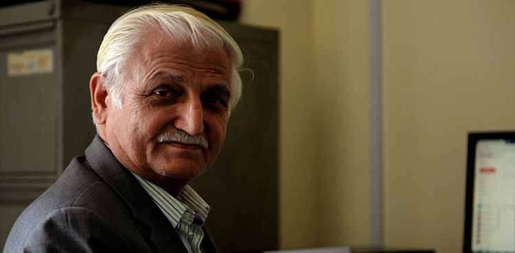 Farhatullah Babar resigns as PPP general secretary