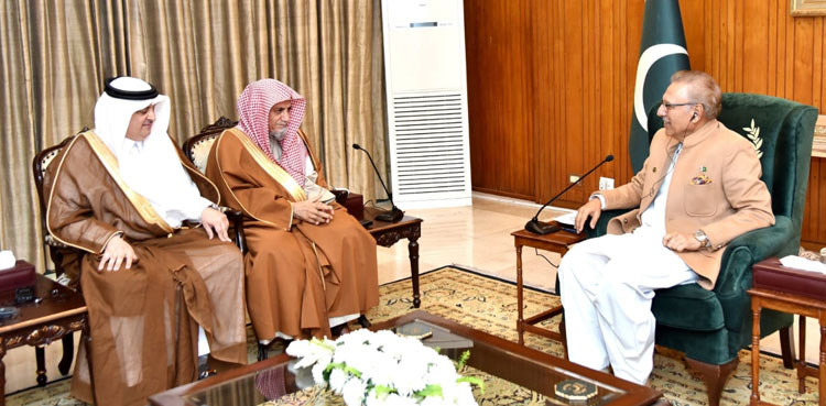 Imam-e-Kaaba meets President Dr Arif Alvi