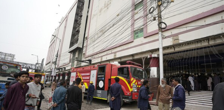 Karachi mall fire: Court approves physical remand of key suspects