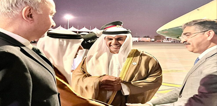 PM Kakar in Dubai to steer Pakistan’s case at COP28