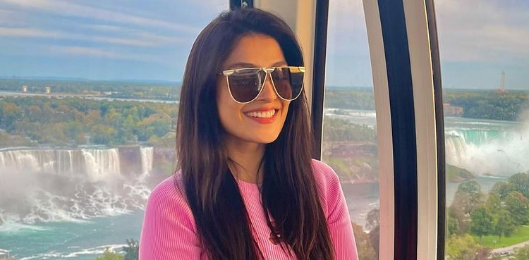 Ayeza Khan's latest pictures go viral