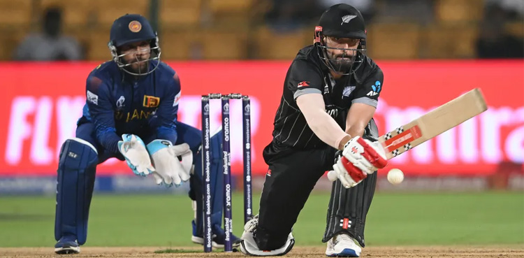 New Zealand inch closer to semis after hammering Sri Lanka