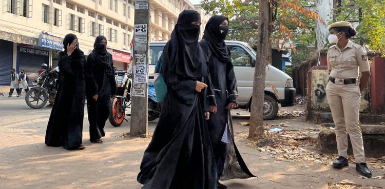 Hijab ban to be 'lifted' in India's Karnataka state