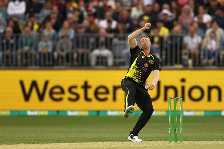 Daniel Sams - The All-Rounder Extraordinaire for Karachi Kings