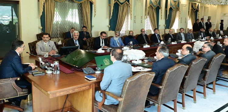 PM for health sector reforms to meet global requirement of experts