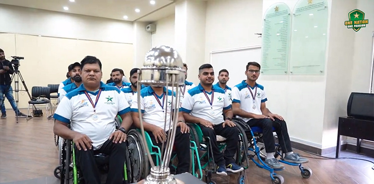 Pakistan Wheelchair Cricket Team receives cash prize over Asia Cup victory