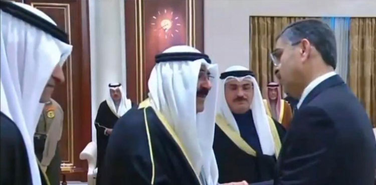 PM Kakar meets new Kuwait Emir, condoles death of Emir Sheikh Nawaf