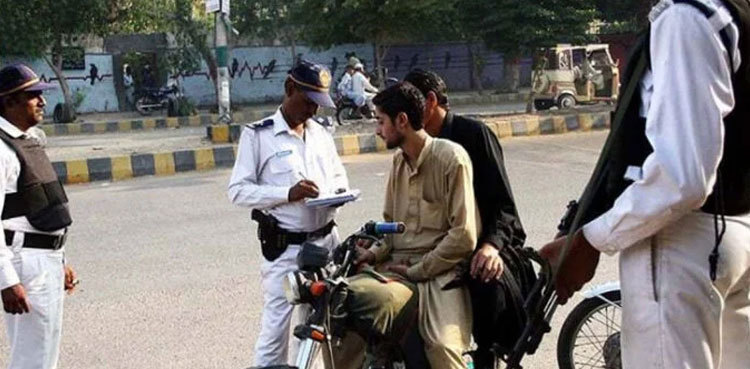 Karachiites paid Rs 850 million traffic fine in 2024