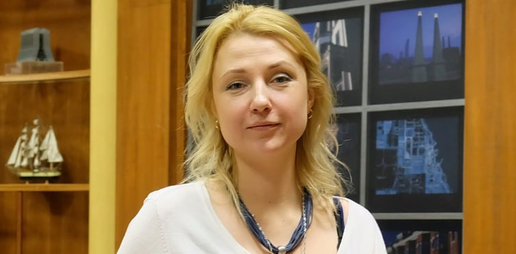 Yekaterina Duntsova applies to run in election against Putin