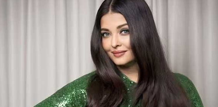 Aishwarya Rai moves out of Bachchan house amid divorce rumours