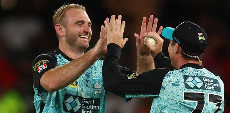 BBL 2023/24: Brisbane Heat down Melbourne Renegades to maintain perfect streak