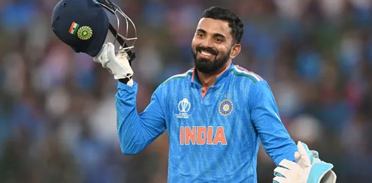 India cricketer trolls himself while discussing KL Rahul's selection