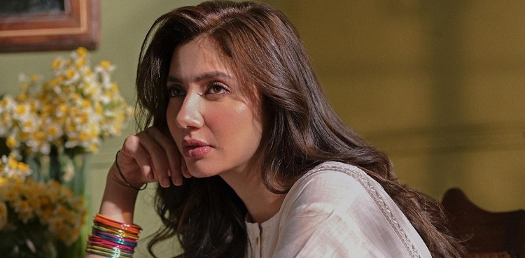 'I’m sorry...': Mahira Khan dedicates birthday post to her 'inner child'