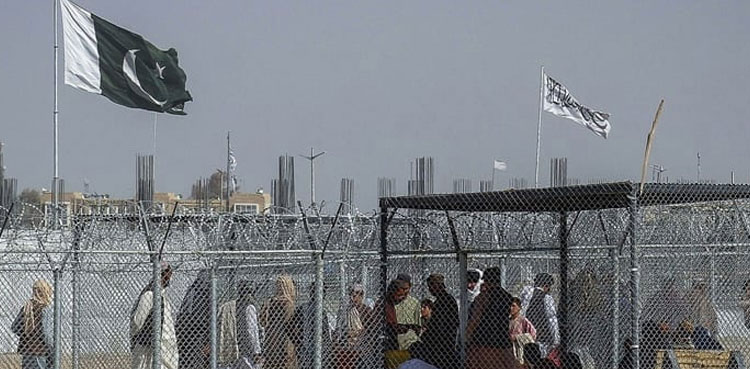 Afghan govt’s senior delegation reaches Islamabad