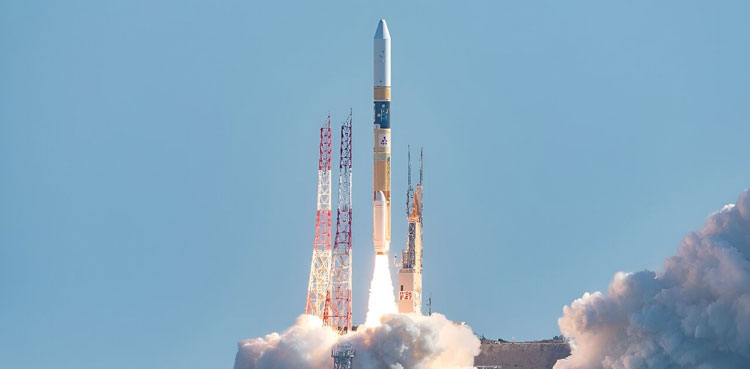 Japan's 'Moon Sniper' attempts historic lunar landing