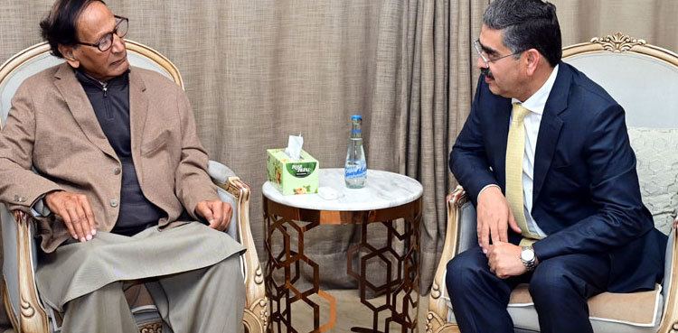 PM Kakar, Ch Shujaat discuss country's overall situation