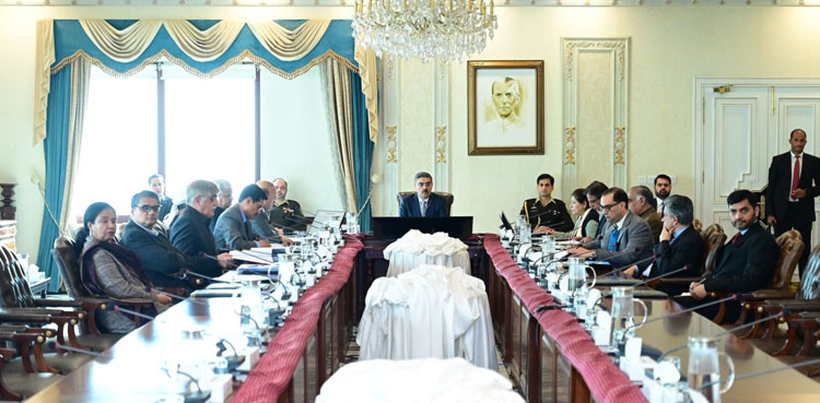 PM Kakar directs expediting efforts to control smuggling