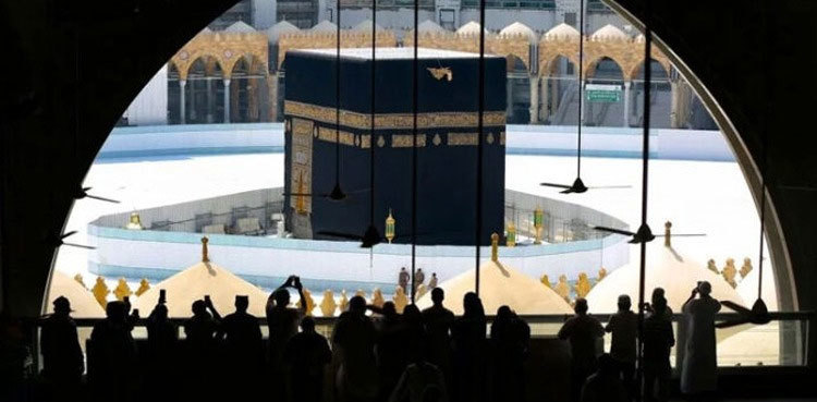 Govt receives over 4000 Hajj applications in just two days