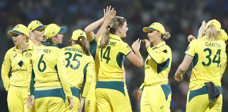 Australia beat hosts India in third WT20I to claim series