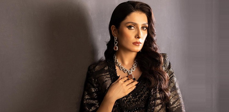'Time to say goodbye...': Ayeza Khan bids farewell to MJ with a creative video