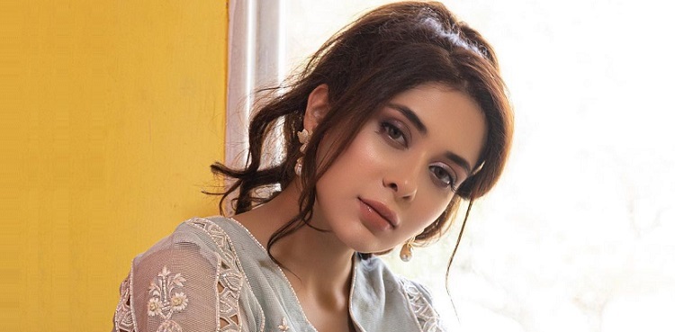 Azekah Daniel breaks the Gram with sun-kissed pictures