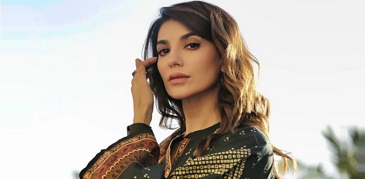 I don't want the spotlight because of my divorce: Navin Waqar